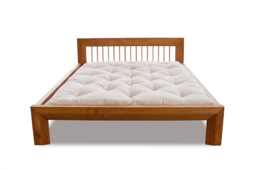 postel z olše wood 01